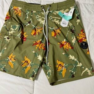 VISSLA Olive Camouflage Swim Shorts - Men’s size 31